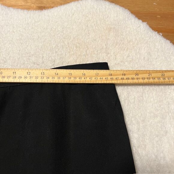 Modes Rassia Black Pleated Knee Length Skirt Size Large-Xlarge - Picture 6 of 8